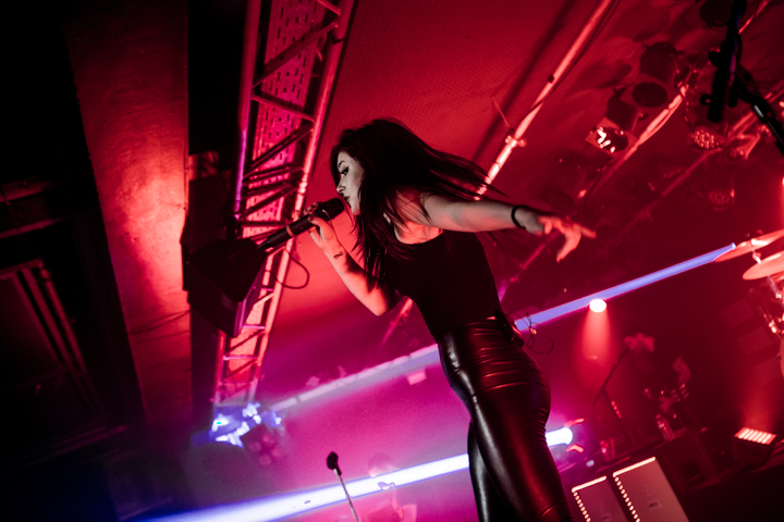 Against The Current @ Trix, foto 10, foto's door Dorien Goetschalckx - FrontView Magazine