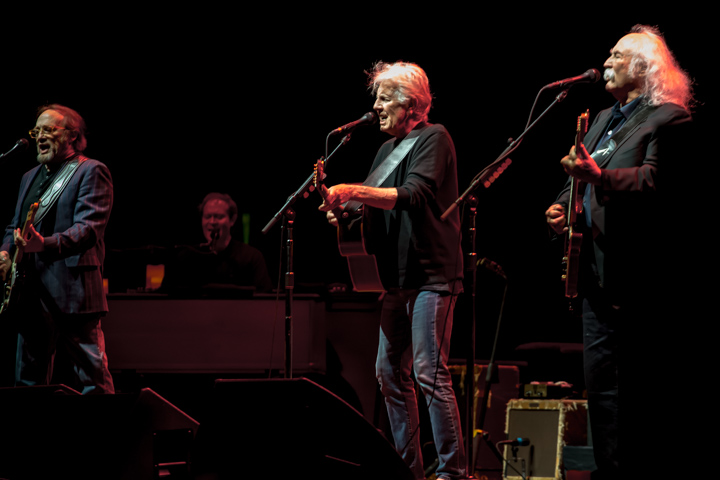 Crosby, Stills & Nash @ Vorst Nationaal, picture 1, photographed by Tristan Herftijd - FrontView Magazine