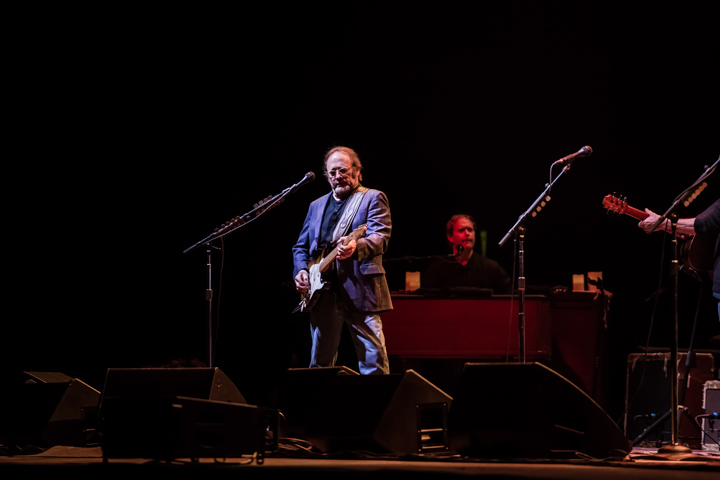 Crosby, Stills & Nash @ Vorst Nationaal, picture 2, photographed by Tristan Herftijd - FrontView Magazine