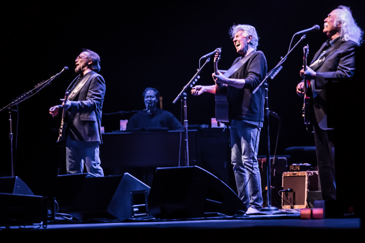 Crosby, Stills & Nash @ Vorst Nationaal, picture 9, photographed by Tristan Herftijd - FrontView Magazine