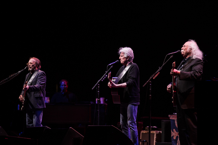 Crosby, Stills & Nash @ Vorst Nationaal, picture 14, photographed by Tristan Herftijd - FrontView Magazine