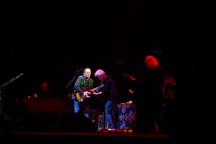 Crosby, Stills & Nash @ Vorst Nationaal, picture 18, photographed by Tristan Herftijd - FrontView Magazine