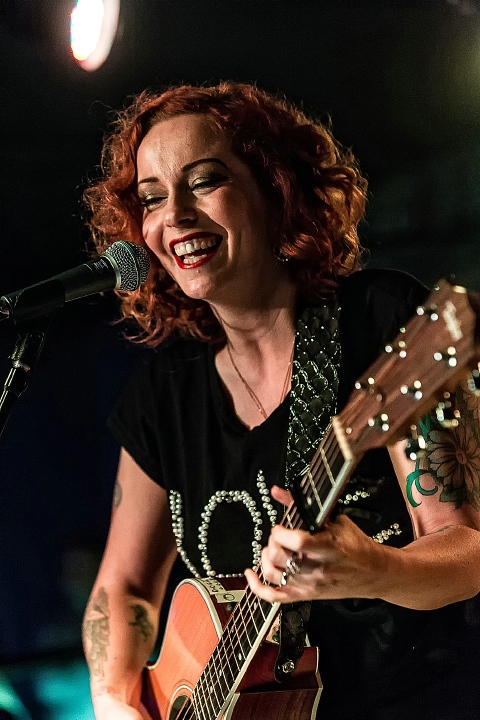 Anneke Van Giersbergen @ De Verlichte Geest, picture 14, photographed by Edwin Houdevelt - FrontView Magazine