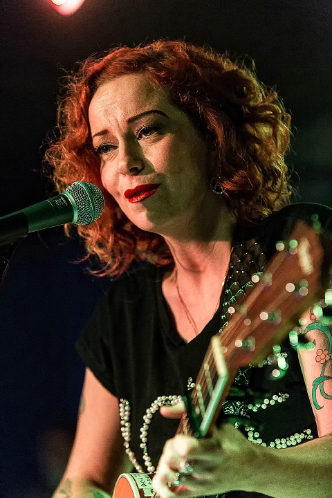 Anneke Van Giersbergen @ De Verlichte Geest, picture 17, photographed by Edwin Houdevelt - FrontView Magazine