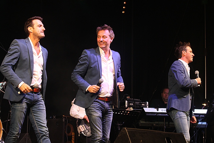 De Romeo's @ Bogget Fieest, foto 5, foto's door Heidi Elen - FrontView Magazine