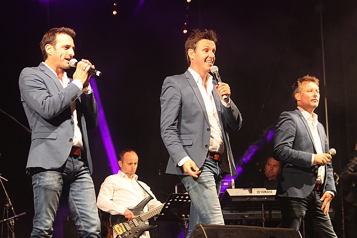De Romeo's @ Bogget Fieest, foto 26, foto's door Heidi Elen - FrontView Magazine