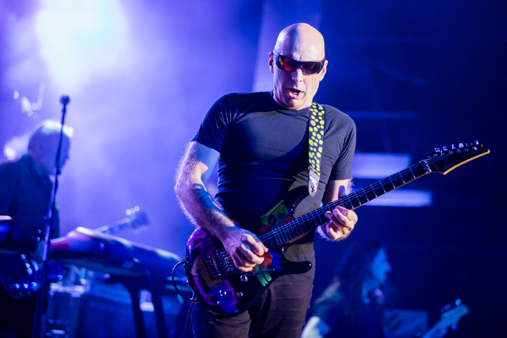 Joe Satriani @ De Roma, picture 3, photographed by Dorien Goetschalckx - FrontView Magazine