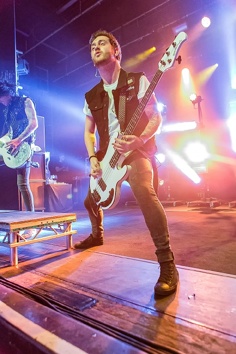 Asking Alexandria @ Trix, picture 8, photographed by Edwin Houdevelt - FrontView Magazine