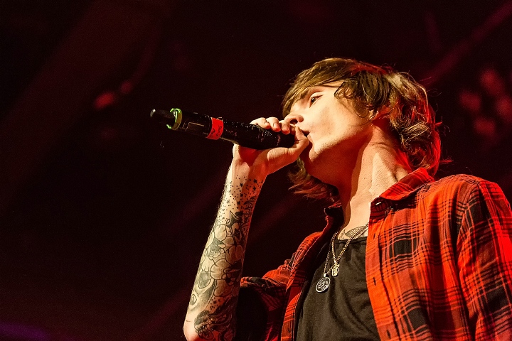 Asking Alexandria @ Trix, picture 23, photographed by Edwin Houdevelt - FrontView Magazine