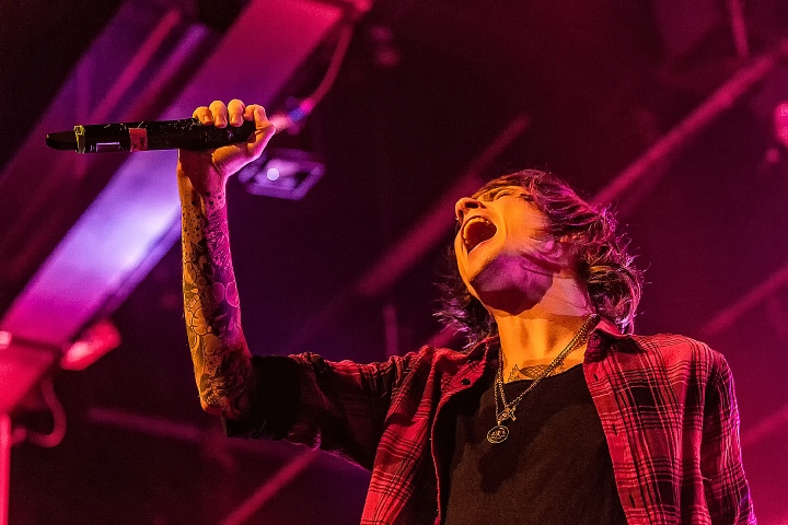 Asking Alexandria @ Trix, picture 26, photographed by Edwin Houdevelt - FrontView Magazine