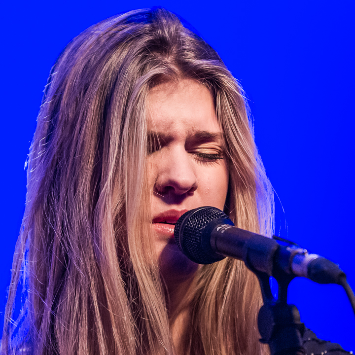 Emma Bale - Showcase @ Felixpakhuis Antwerpen, picture 13, photographed by Guy Danneels - FrontView Magazine