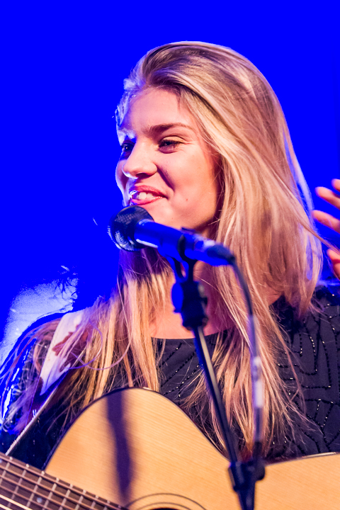 Emma Bale - Showcase @ Felixpakhuis Antwerpen, picture 22, photographed by Guy Danneels - FrontView Magazine