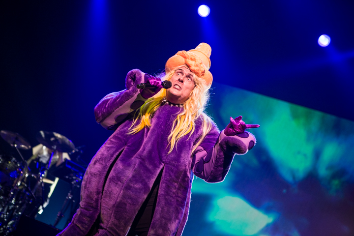 'Weird Al' Yankovic @ Ancienne Belgique, picture 5, photographed by Dorien Goetschalckx - FrontView Magazine