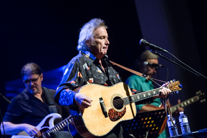 Don McLean @ De Roma, picture 4, photographed by Dorien Goetschalckx - FrontView Magazine