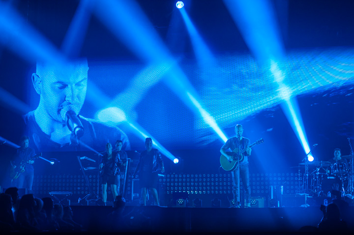 Stan Van Samang @ Lotto Arena, picture 23, photographed by Dimitri Vanlommel - FrontView Magazine