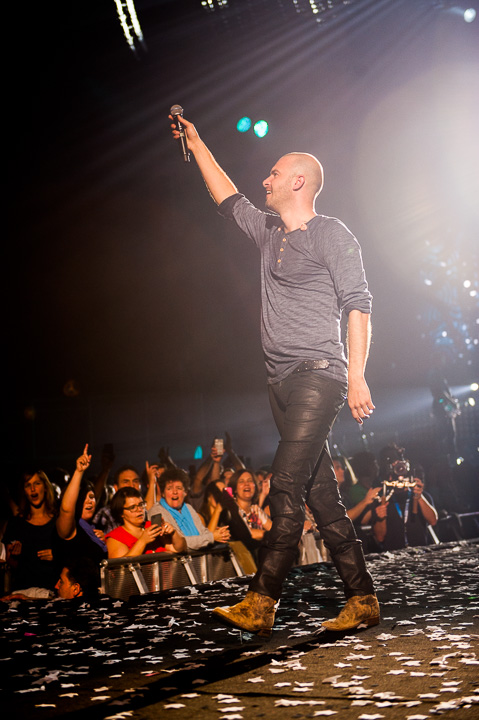 Stan Van Samang @ Lotto Arena, picture 85, photographed by Dimitri Vanlommel - FrontView Magazine