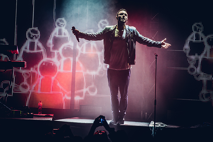 Måns Zelmerlöw @ Het Depot, picture 26, photographed by Elke Briers - FrontView Magazine
