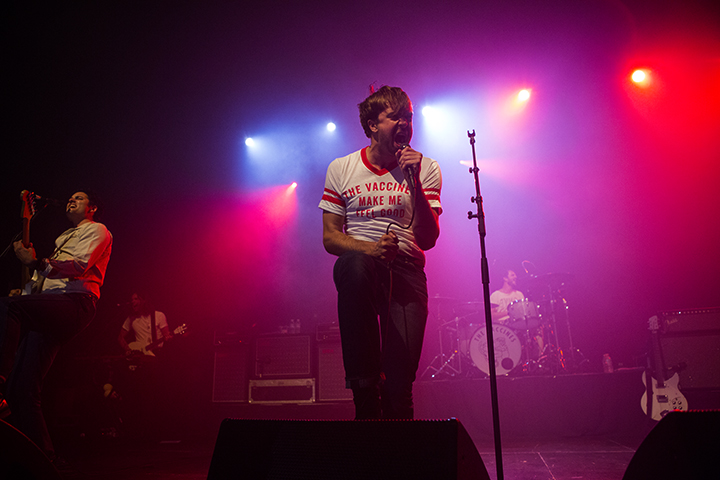 The Vaccines @ AB, picture 2, photographed by Kristof Hayen - FrontView Magazine