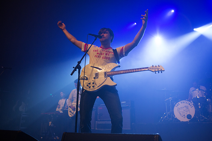 The Vaccines @ AB, picture 9, photographed by Kristof Hayen - FrontView Magazine