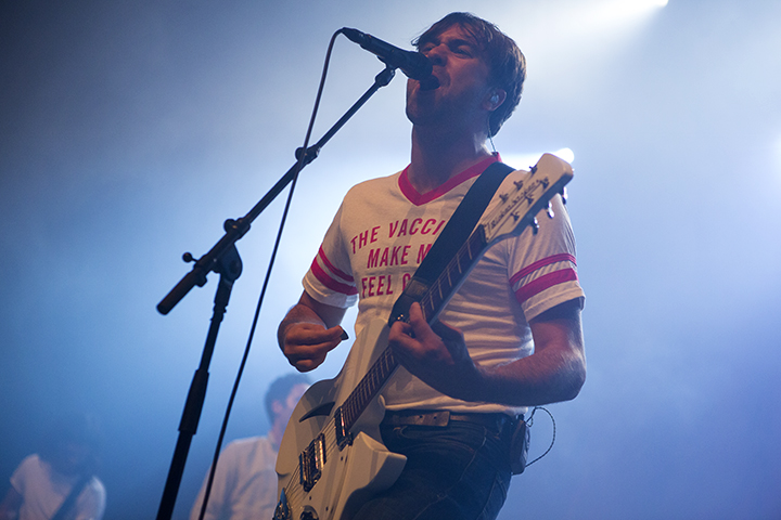 The Vaccines @ AB, picture 10, photographed by Kristof Hayen - FrontView Magazine