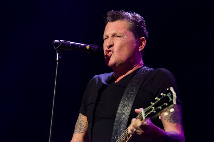 Golden Earring @ Effenaar, foto 22, foto's door Erwin Evrard - FrontView Magazine