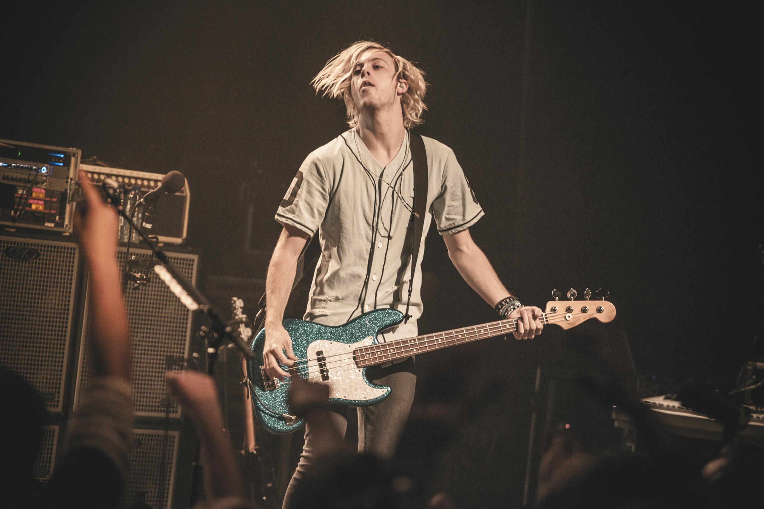 R5: SometimeLast Night tour @ Stadsschouwburg Antwerpen, picture 3, photographed by Alana Clemens - FrontView Magazine