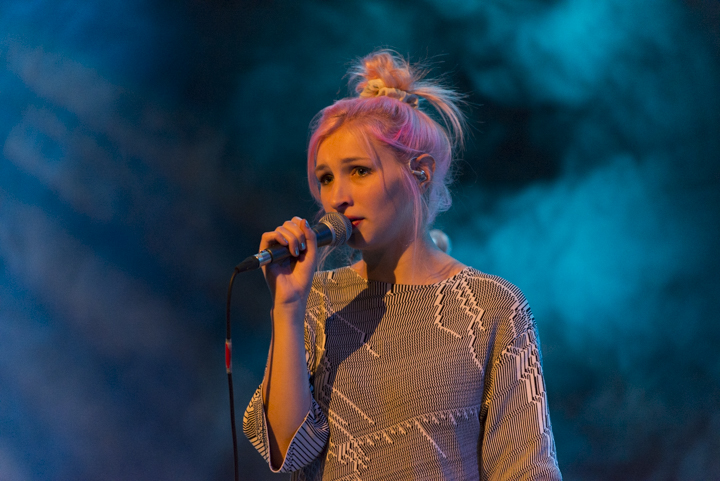 Alice On The Roof @ Decibelz, picture 8, photographed by FrontView Magazine