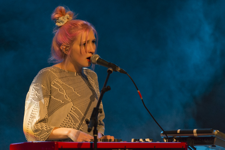 Alice On The Roof @ Decibelz, picture 21, photographed by FrontView Magazine