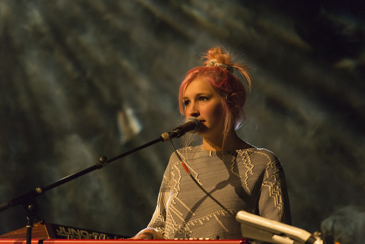 Alice On The Roof @ Decibelz, picture 22, photographed by FrontView Magazine