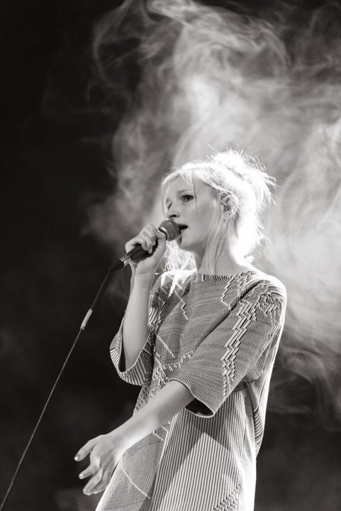 Alice On The Roof @ Decibelz, picture 25, photographed by FrontView Magazine