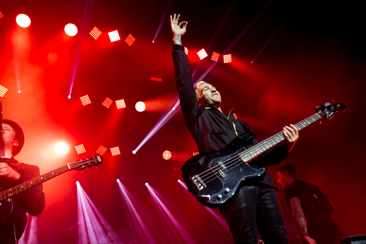 Fall Out Boy @ Vorst Nationaal, picture 2, photographed by Dorien Goetschalckx - FrontView Magazine