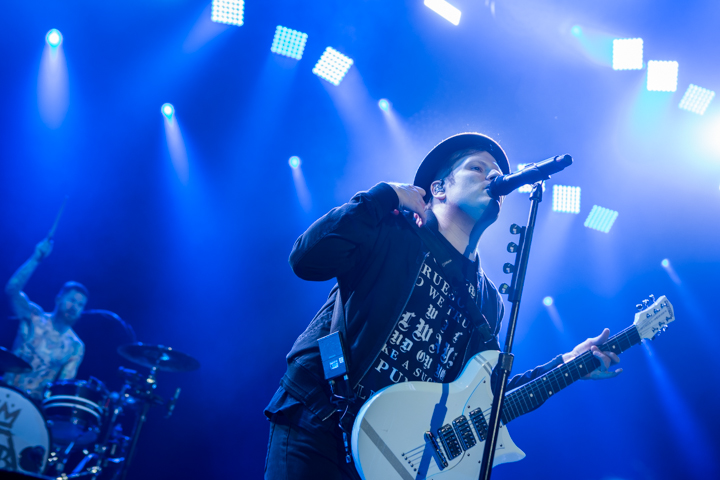 Fall Out Boy @ Vorst Nationaal, picture 9, photographed by Dorien Goetschalckx - FrontView Magazine