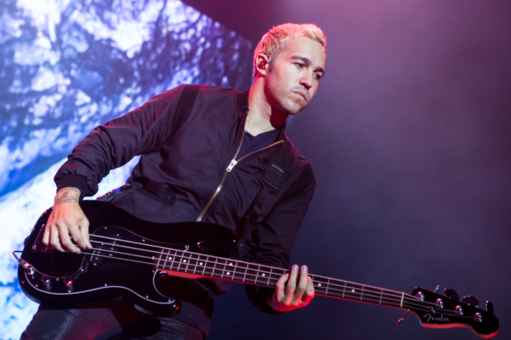 Fall Out Boy @ Vorst Nationaal, picture 10, photographed by Dorien Goetschalckx - FrontView Magazine
