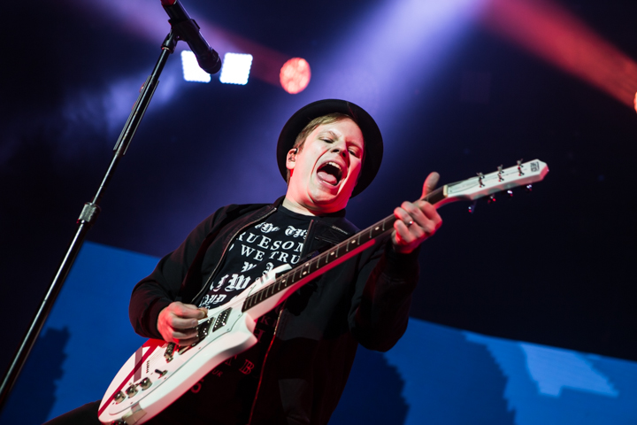 Fall Out Boy @ Vorst Nationaal, picture 13, photographed by Dorien Goetschalckx - FrontView Magazine