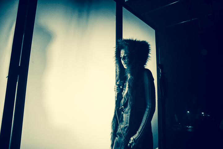 Kovacs @ Ancienne Belgique Club, picture 3, photographed by Geert Pieters - FrontView Magazine