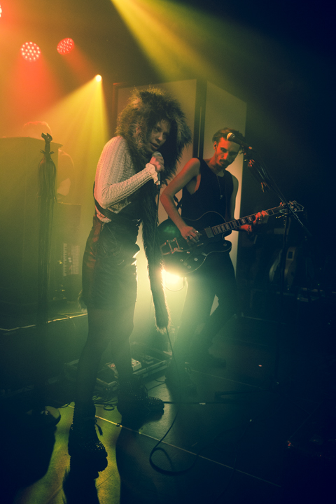 Kovacs @ Ancienne Belgique Club, picture 9, photographed by Geert Pieters - FrontView Magazine
