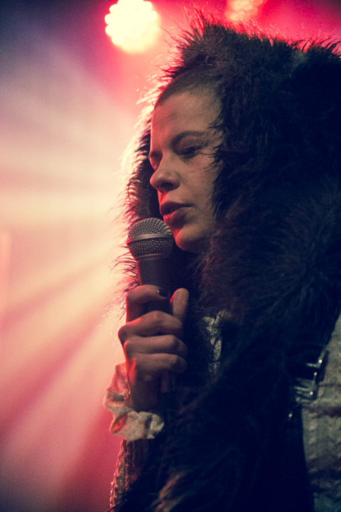 Kovacs @ Ancienne Belgique Club, picture 22, photographed by Geert Pieters - FrontView Magazine