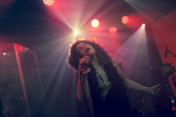 Kovacs @ Ancienne Belgique Club, picture 28, photographed by Geert Pieters - FrontView Magazine