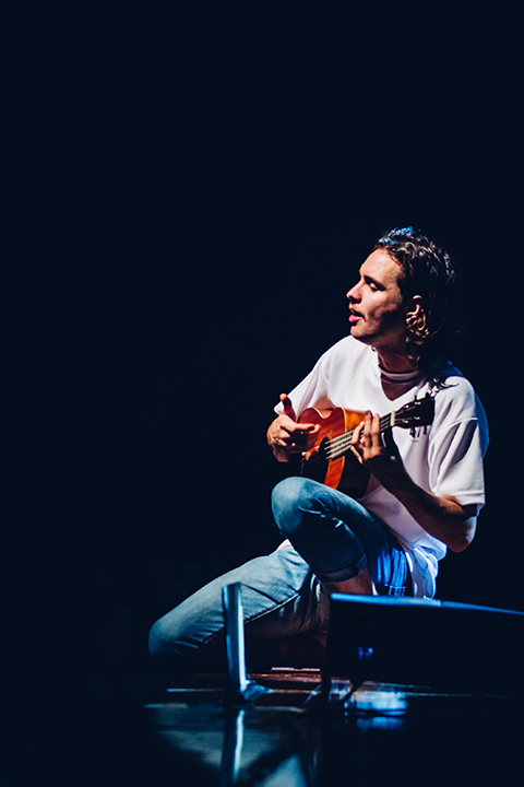 An Evening with Jett Rebel @ Chassé Theater, picture 13, photographed by Elke Briers - FrontView Magazine