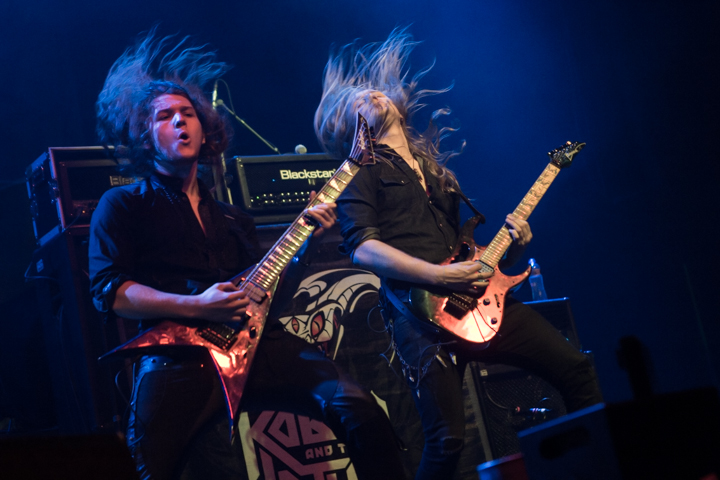 Kobra And The Lotus @ 013, picture 11, photographed by Dorien Goetschalckx - FrontView Magazine