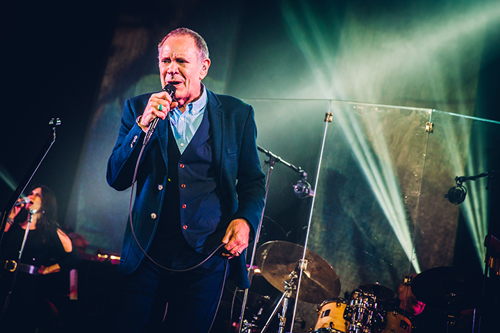 Rob De Nijs - Groots @ Lotto Arena, picture 19, photographed by Elke Briers - FrontView Magazine