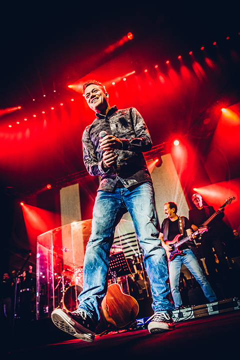Rob De Nijs - Groots @ Lotto Arena, picture 26, photographed by Elke Briers - FrontView Magazine