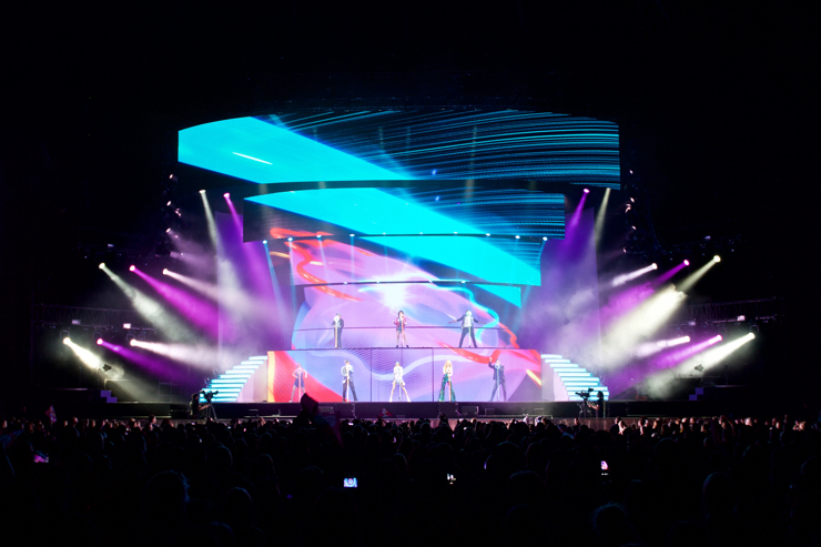 violetta Live @ Antwerpen Sportpaleis, picture 20, photographed by Bart Baevegems - FrontView Magazine