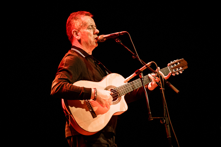 Luka Bloom @ Het Depot, picture 1, photographed by Kurt Jacobs - FrontView Magazine