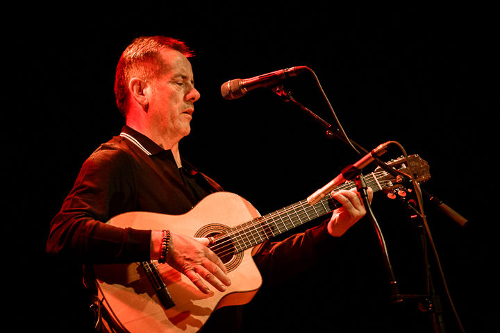 Luka Bloom @ Het Depot, picture 2, photographed by Kurt Jacobs - FrontView Magazine