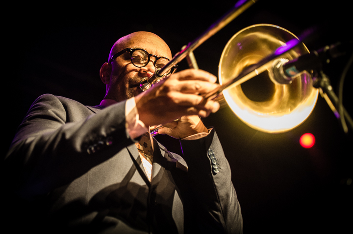 Maceo Parker @ Het Depot, picture 5, photographed by Jan van Hecke - FrontView Magazine