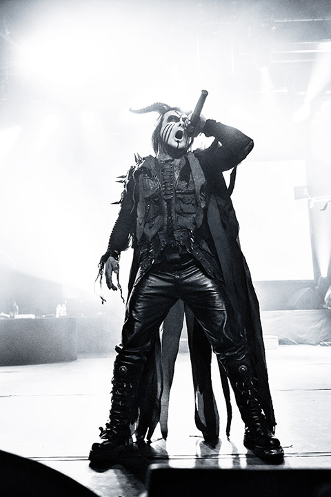 Cradle Of Filth @ Trix, foto 2, foto's door Jef Peeters - FrontView Magazine