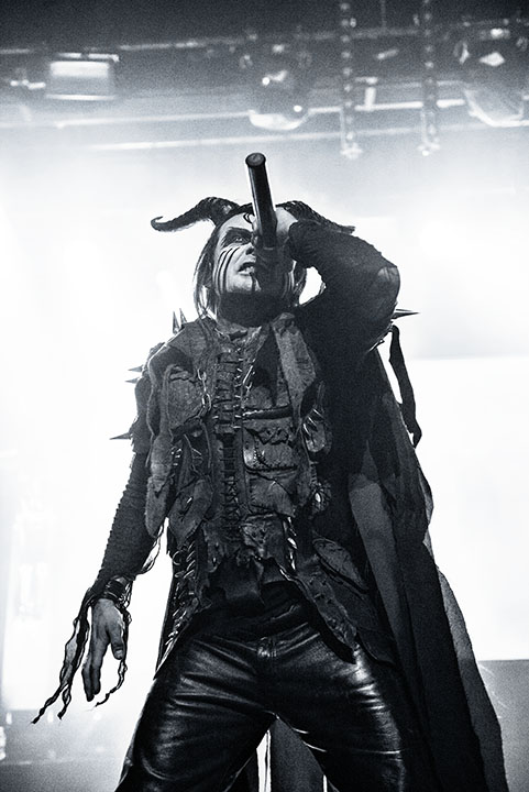 Cradle Of Filth @ Trix, foto 3, foto's door Jef Peeters - FrontView Magazine