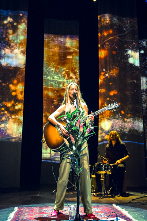 Heather Nova Mishka, picture 6, photographed by Geert Pieters - FrontView Magazine