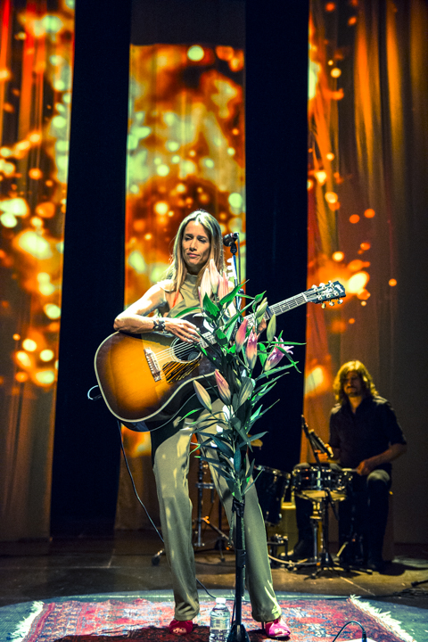 Heather Nova Mishka, picture 9, photographed by Geert Pieters - FrontView Magazine